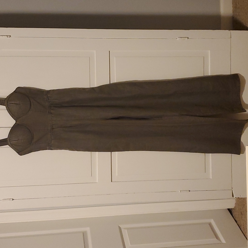 BOG  Collection pant suit. NWT size S